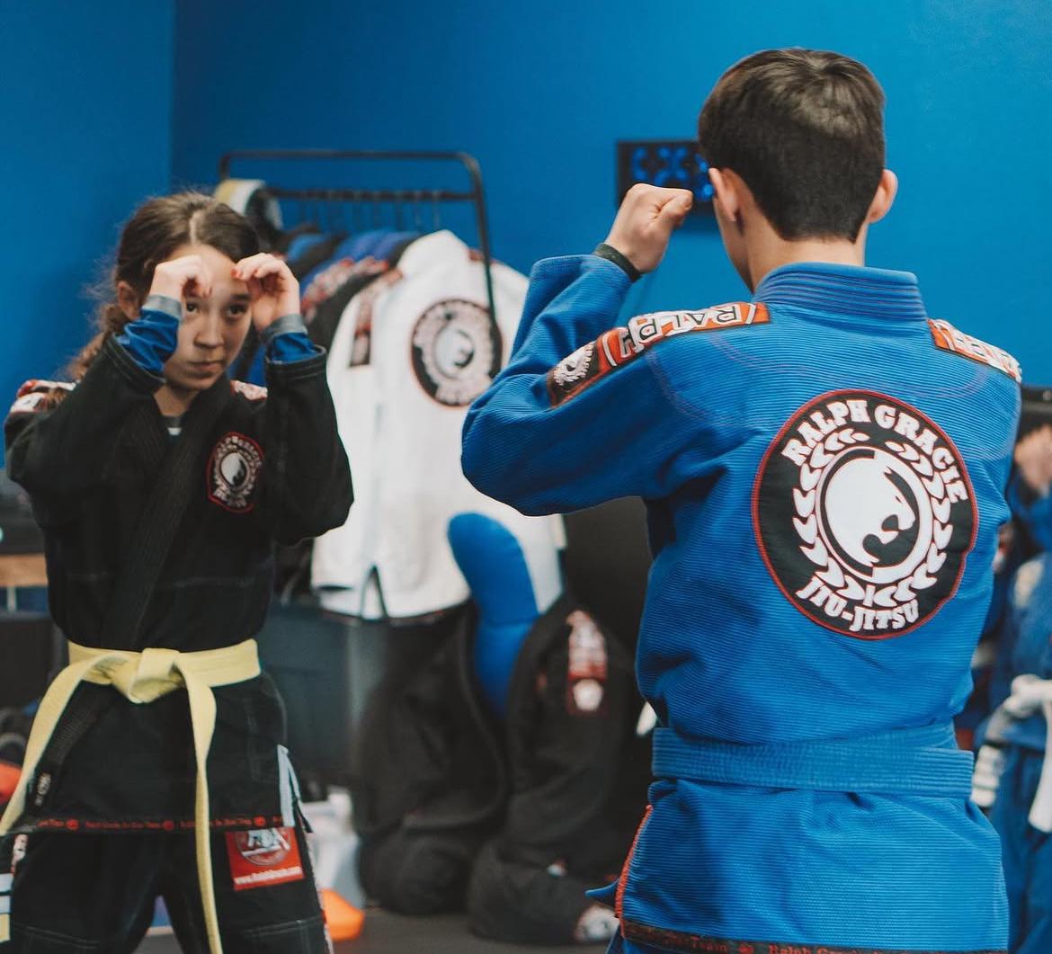 Kids sparring in RGA Gracie gis
