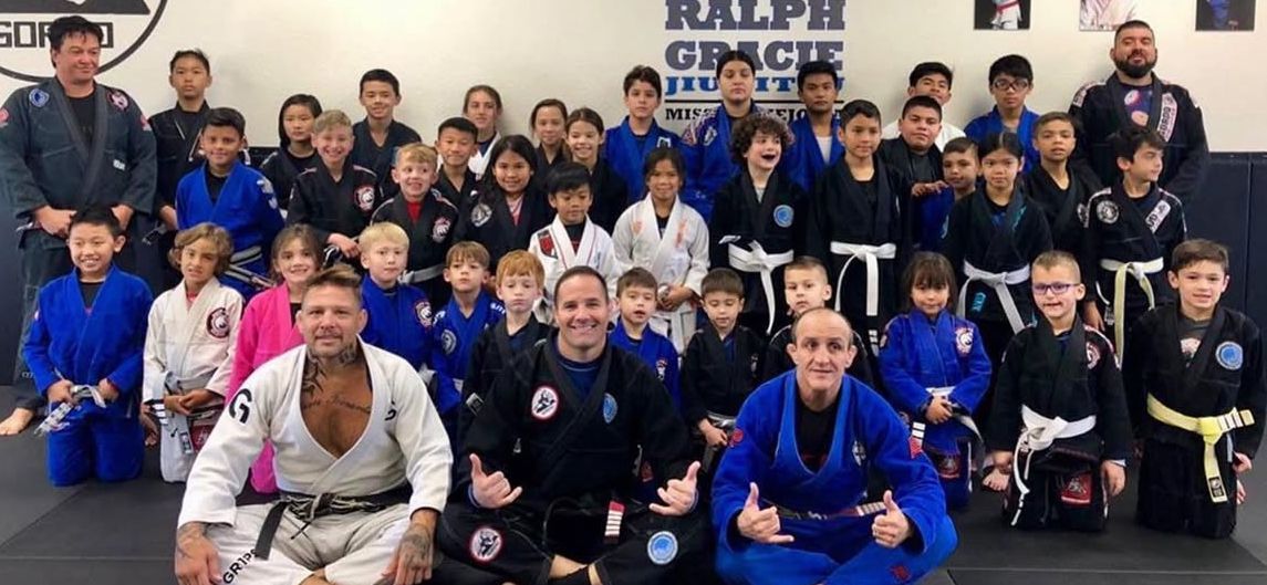 Mission Jiu Jitsu full kids team group photo