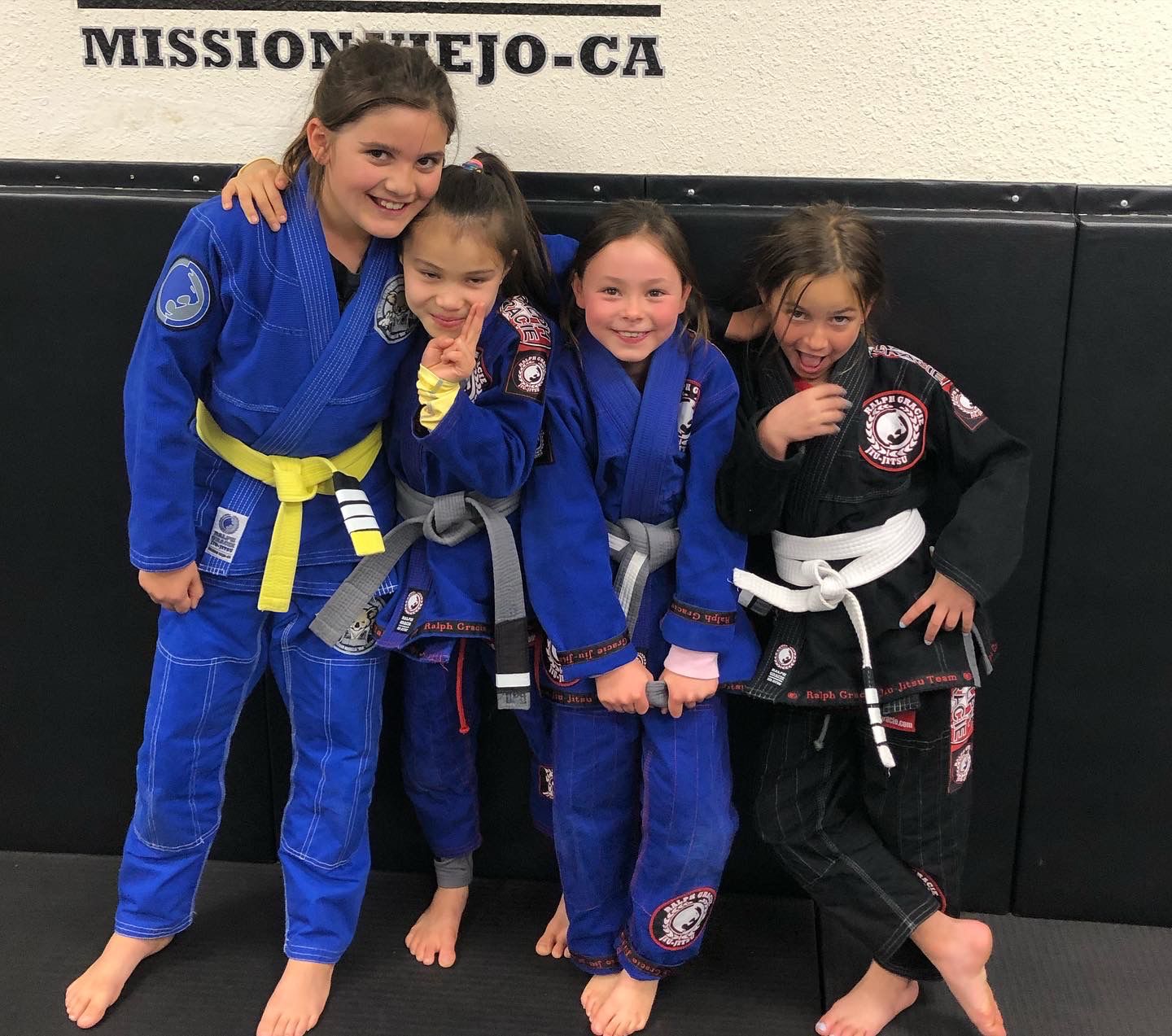 Mission Jiu Jitsu girls team at the Mission Viejo academy